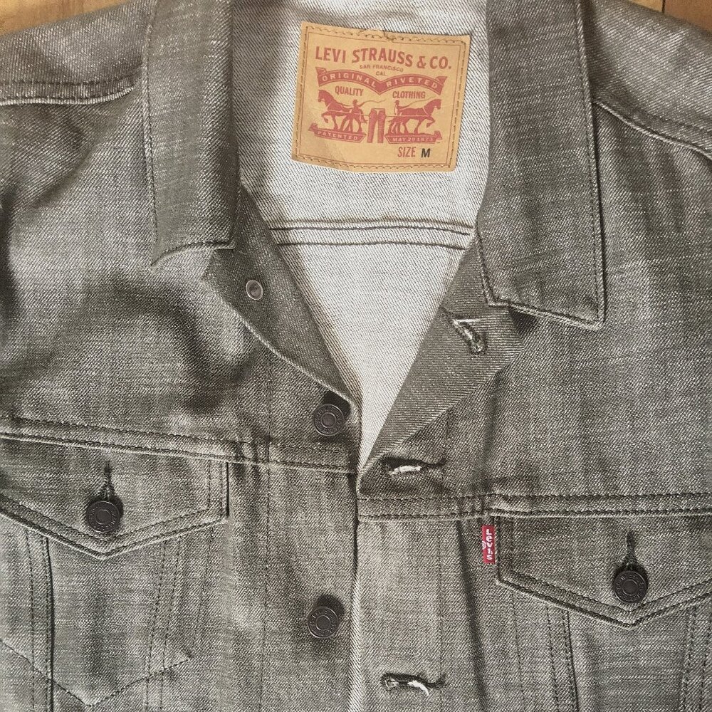 Levi's green garment-washed trucker